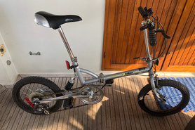 Image of Folding bike